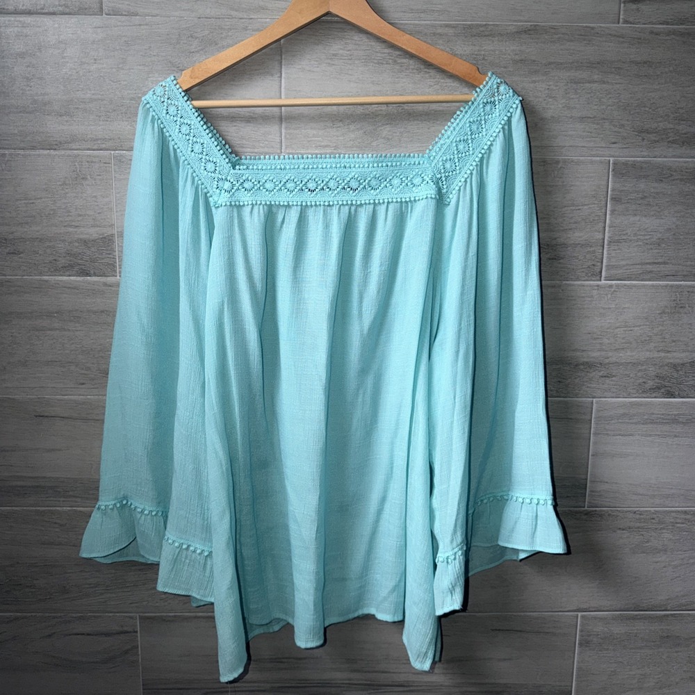 Zac & Rachel Square Neck Crocheted Trim Blouse Woman's Size XL Bell Sleeves Blue